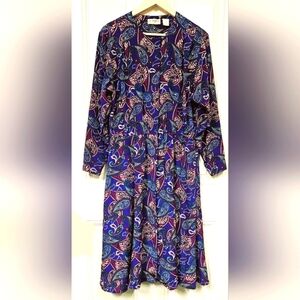 Vintage Liz Claiborne Long Sleeve Paisley pleated button front Dress Size 8